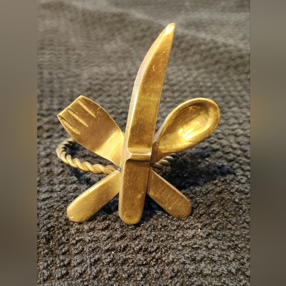 4 Vintage brass fork, knife, spoon napkin rings - Picture 2 of 5